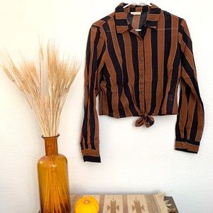 Cropped Tie Button Up